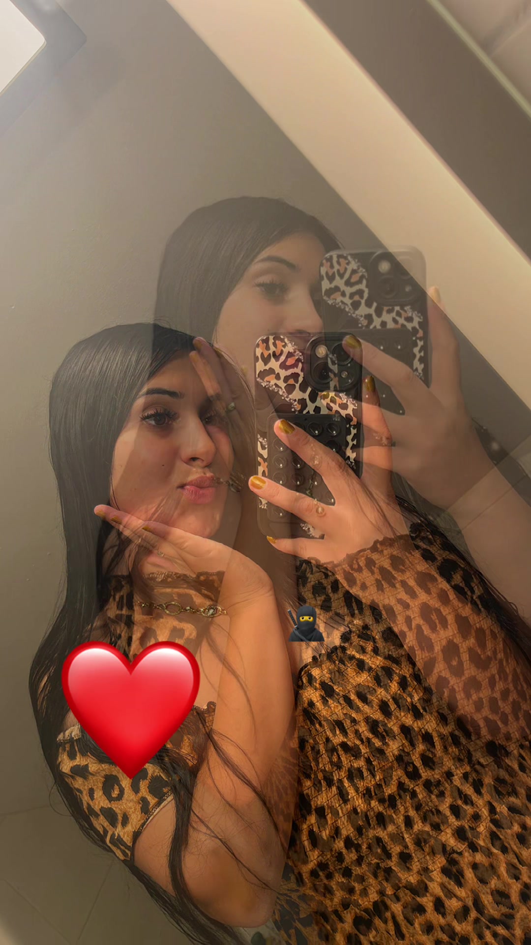 @Adelyyna ♾️