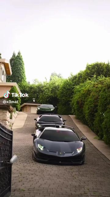 @,
