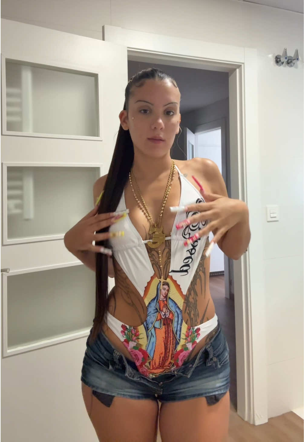 @Celiaa