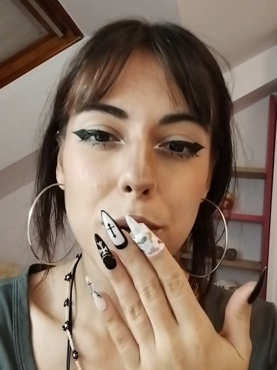 @♱⋆h⋆♱