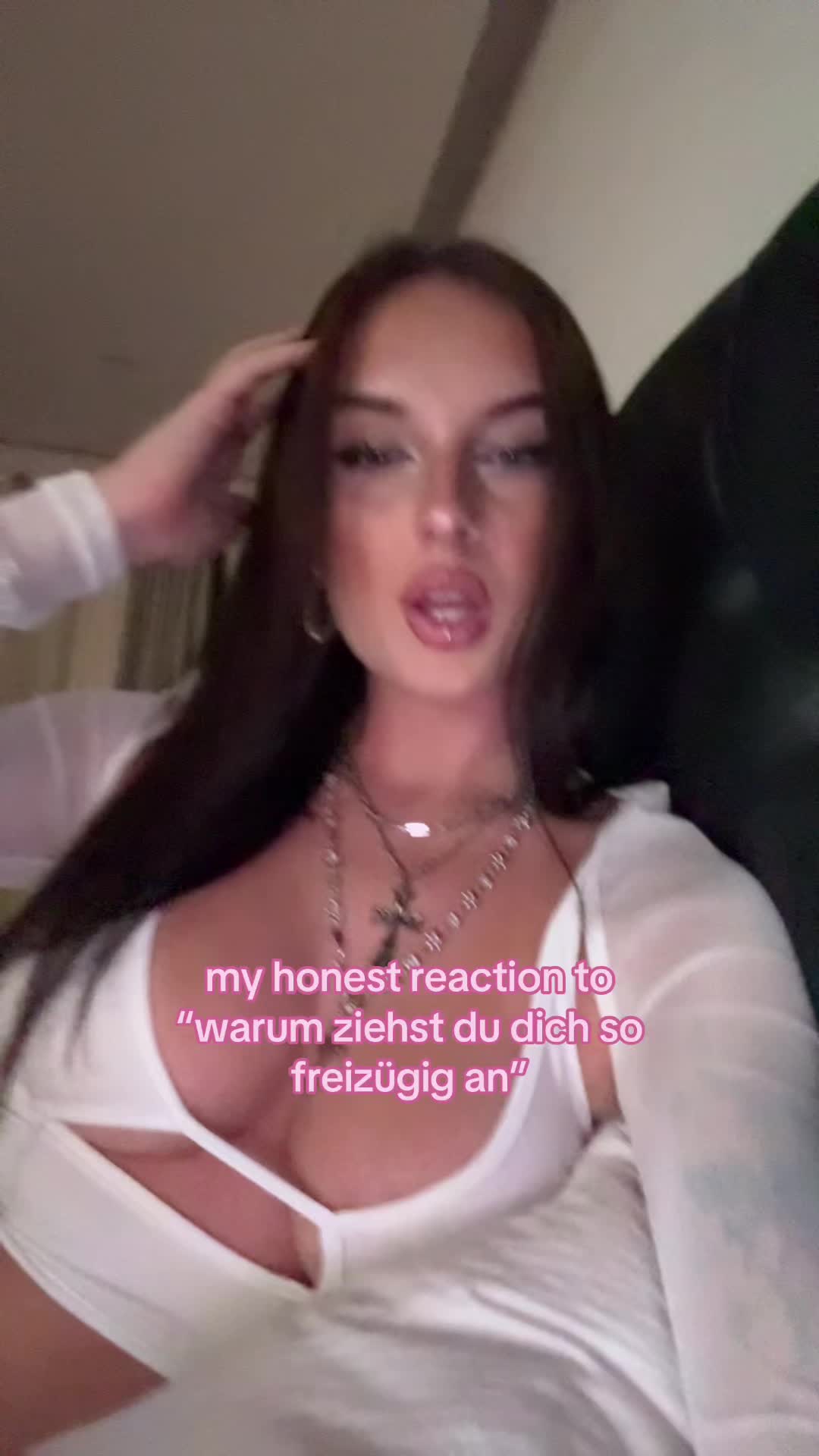 @Claudia ⚢