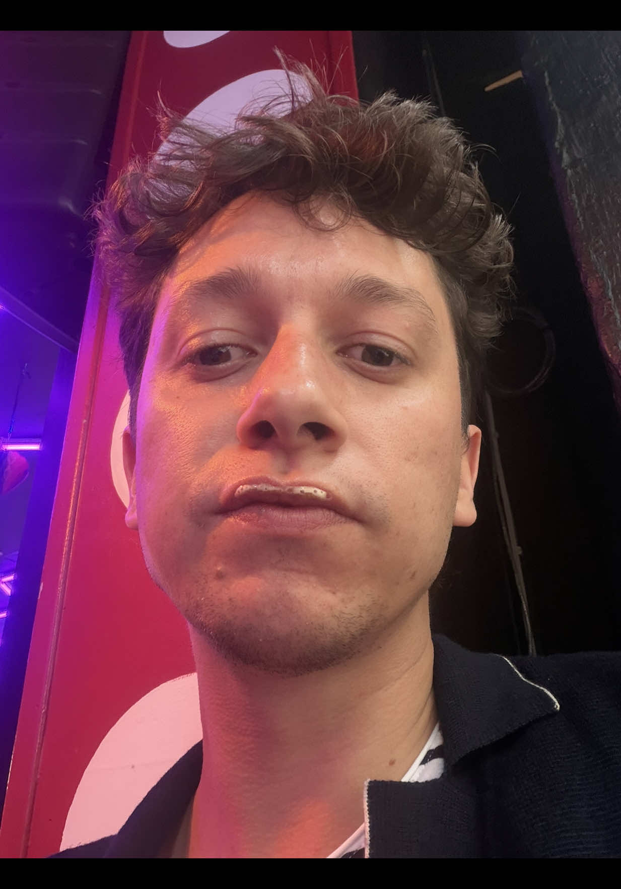 @maxthefrog