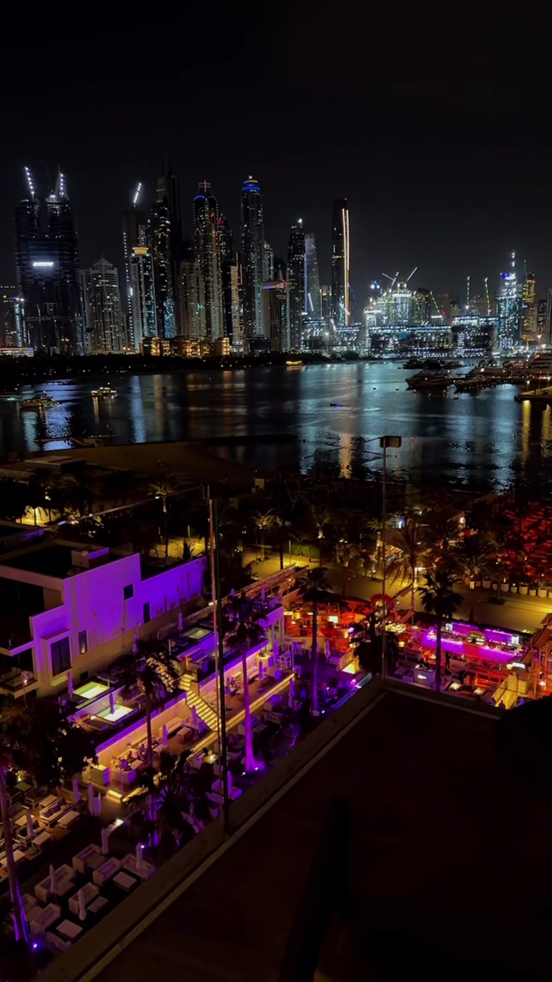 @Duba&iuml;