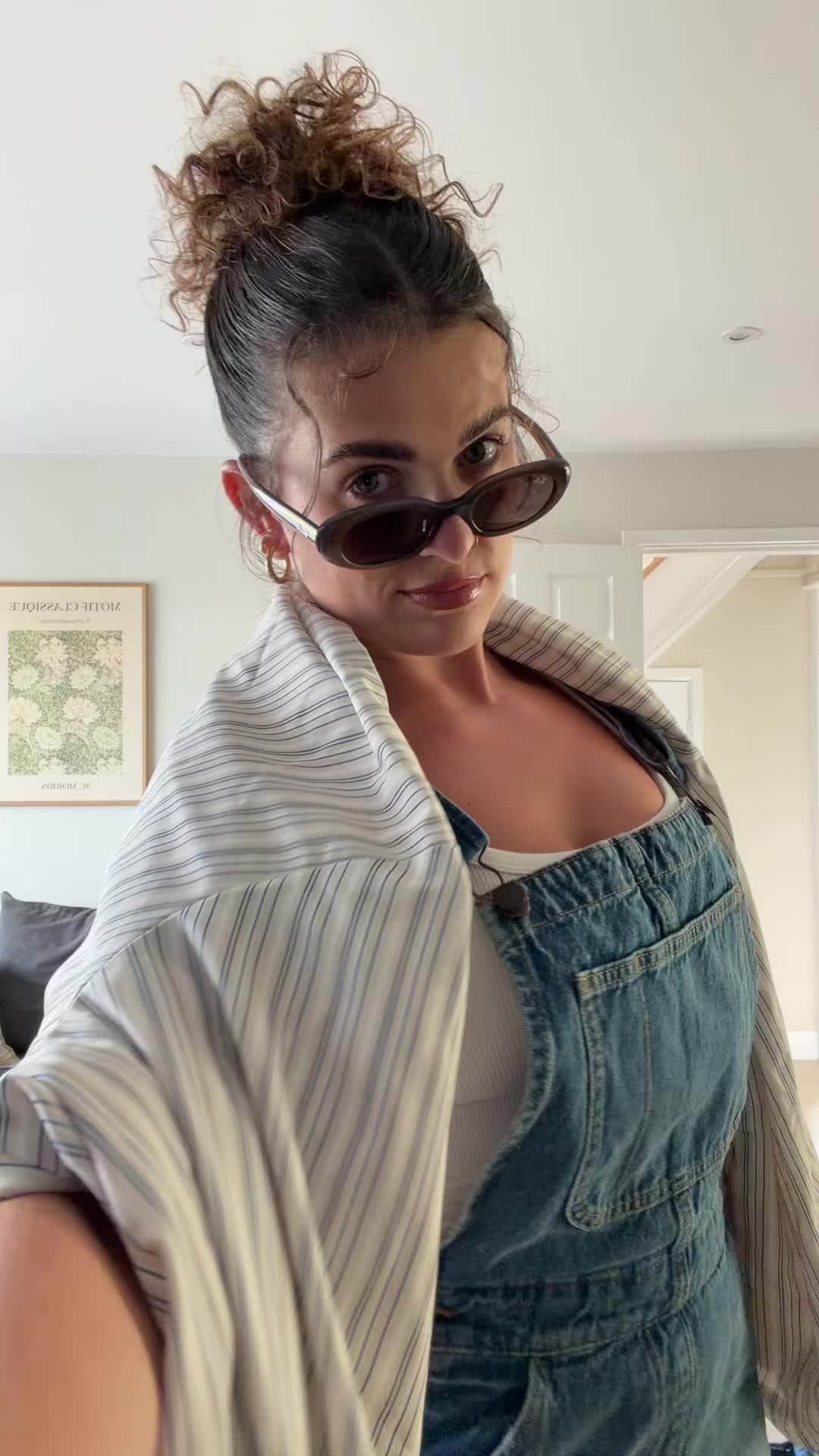 @elbuckles
