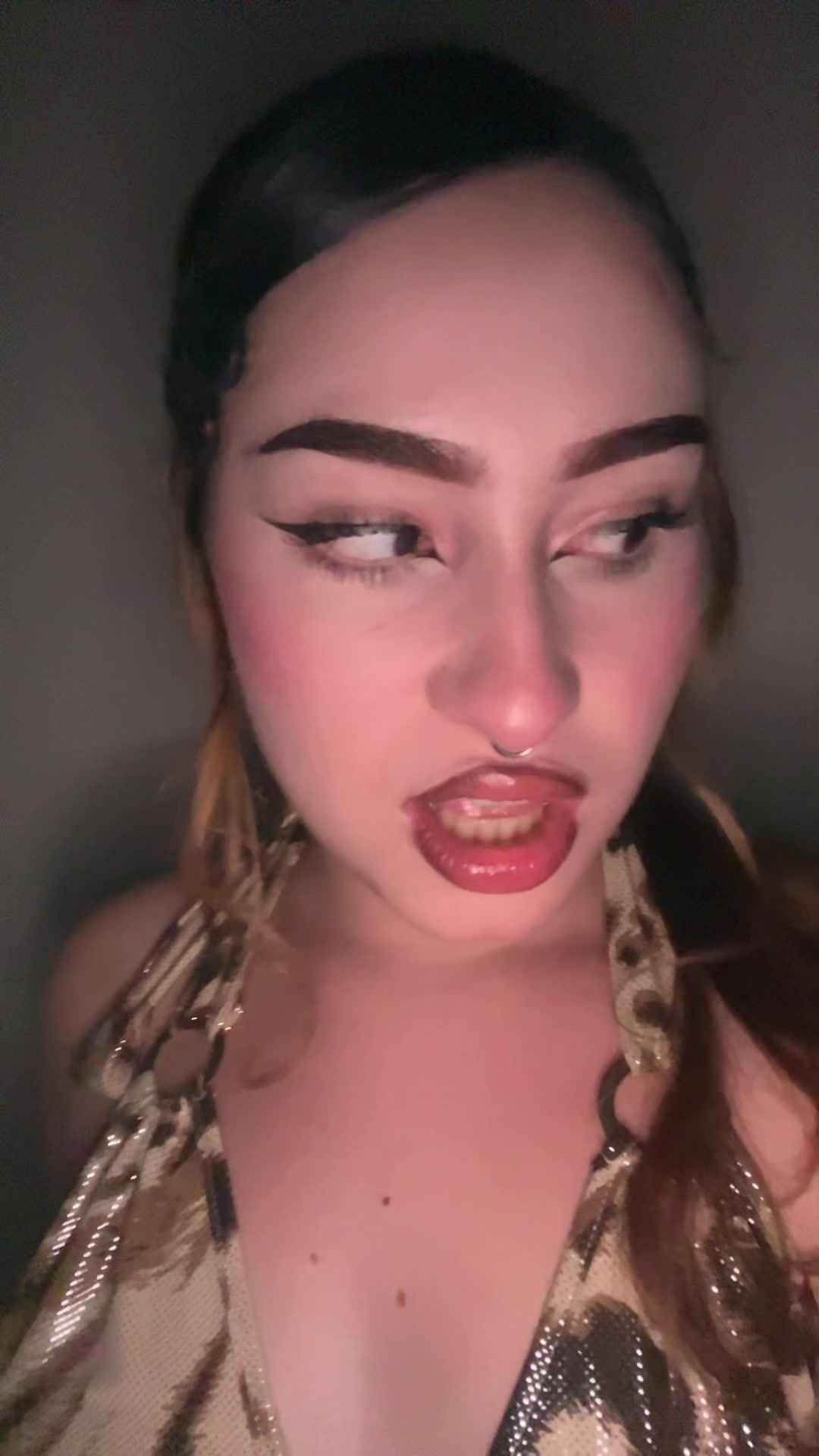 @अलेक्ज़ैंड्रा