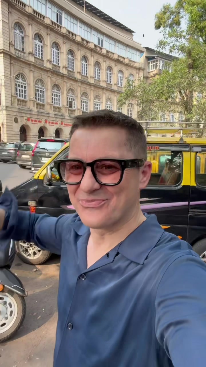 @Akcent