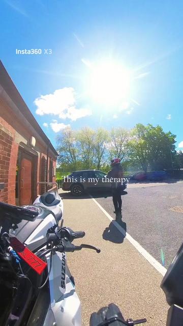 @Debs 👑❤️🪷🏍