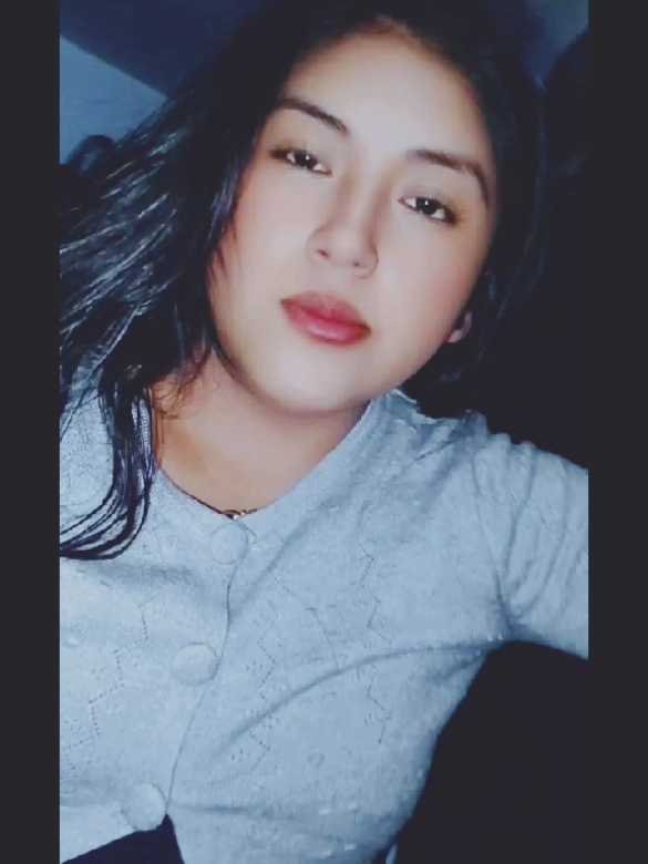 @Ana Flores