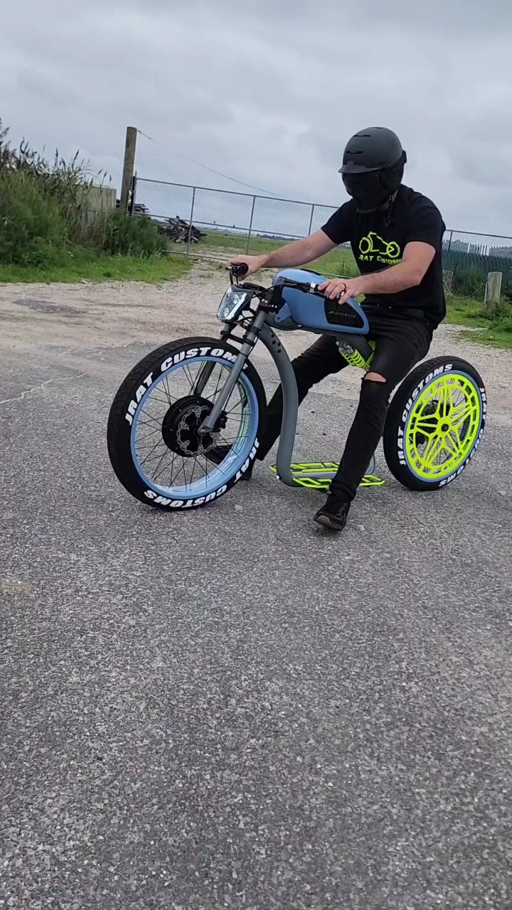 @Jrat Custom E-Bikes