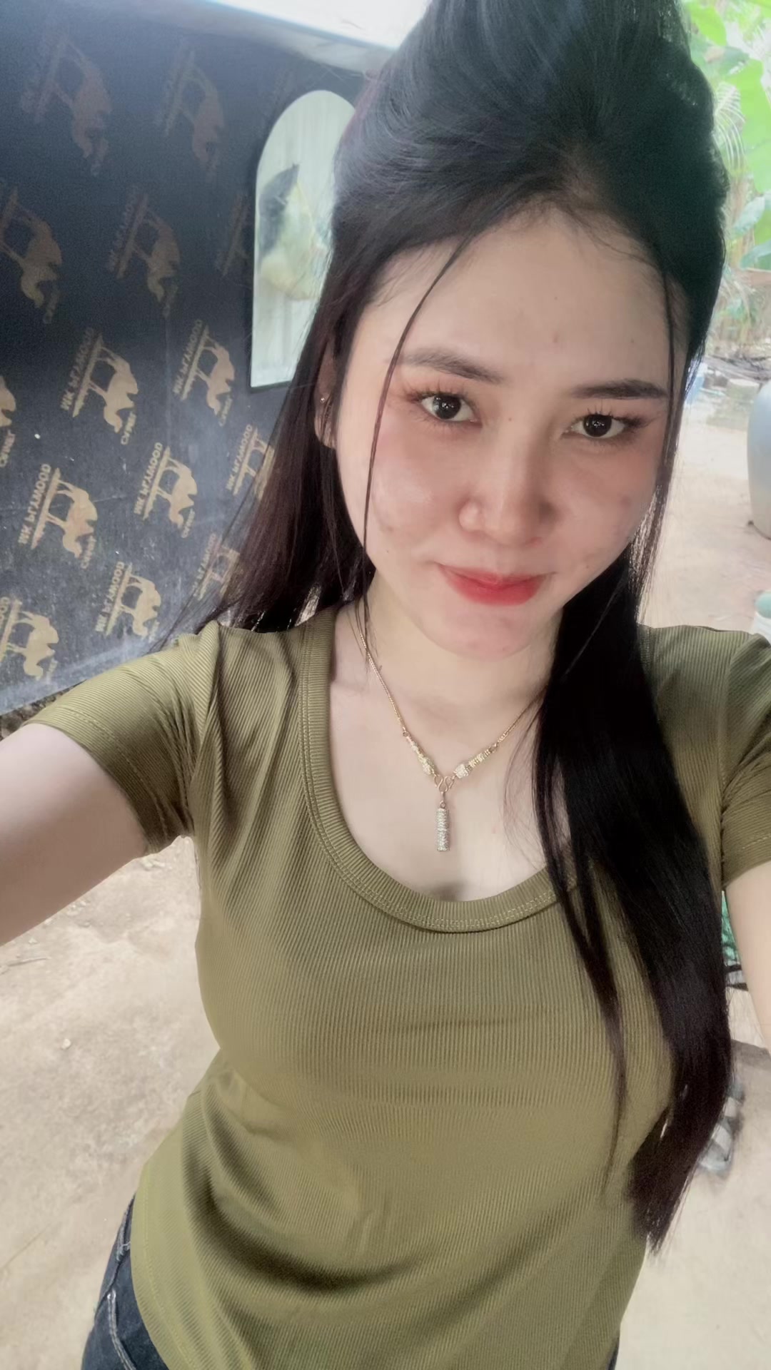 @Oun🇰🇭💞🎀