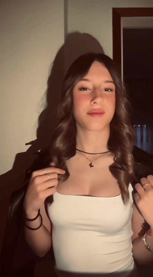@𝒙𝒉𝒆𝒔𝒊🇦🇱