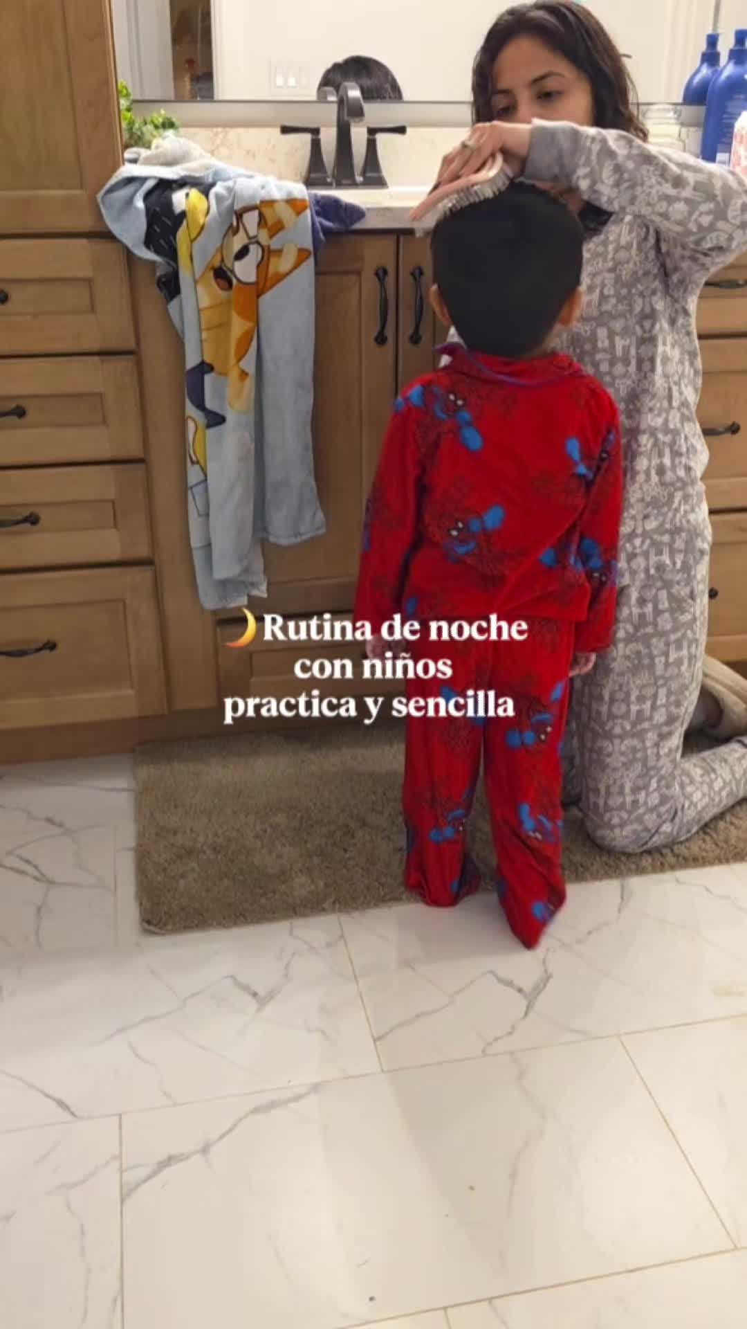 @Estefany Rivera M