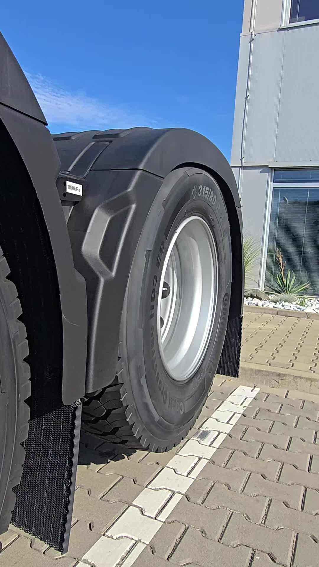 @MILI - CZ TRUCK