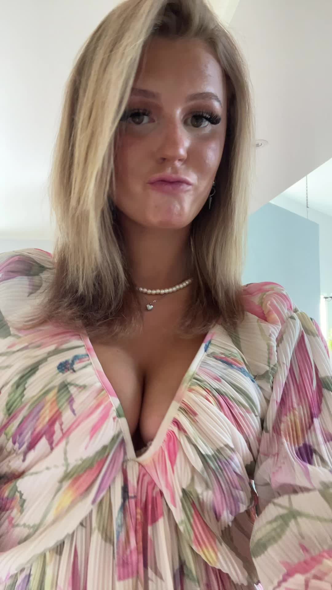 @Ebba Páris🦭🦭