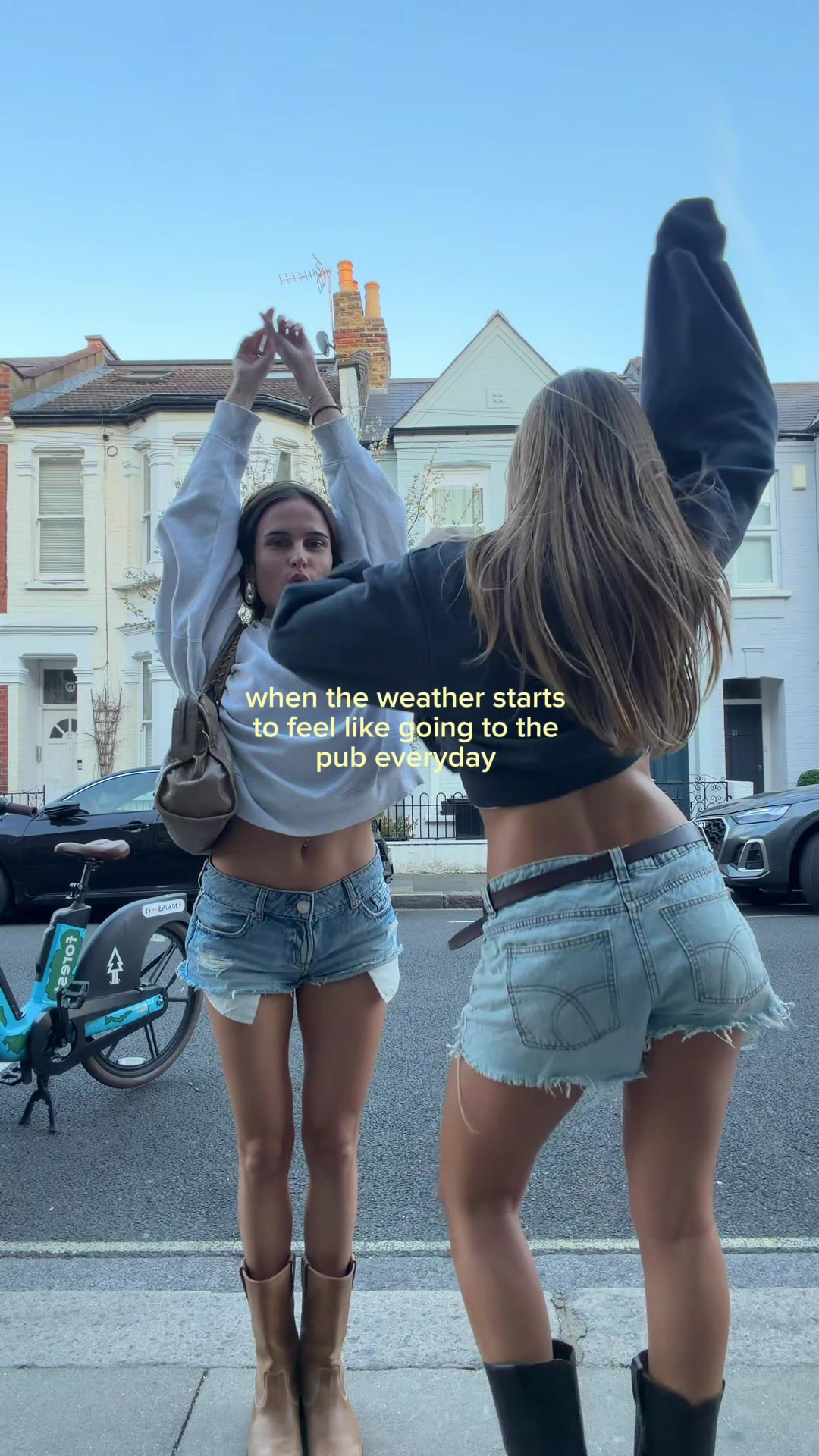 @Evie Clark