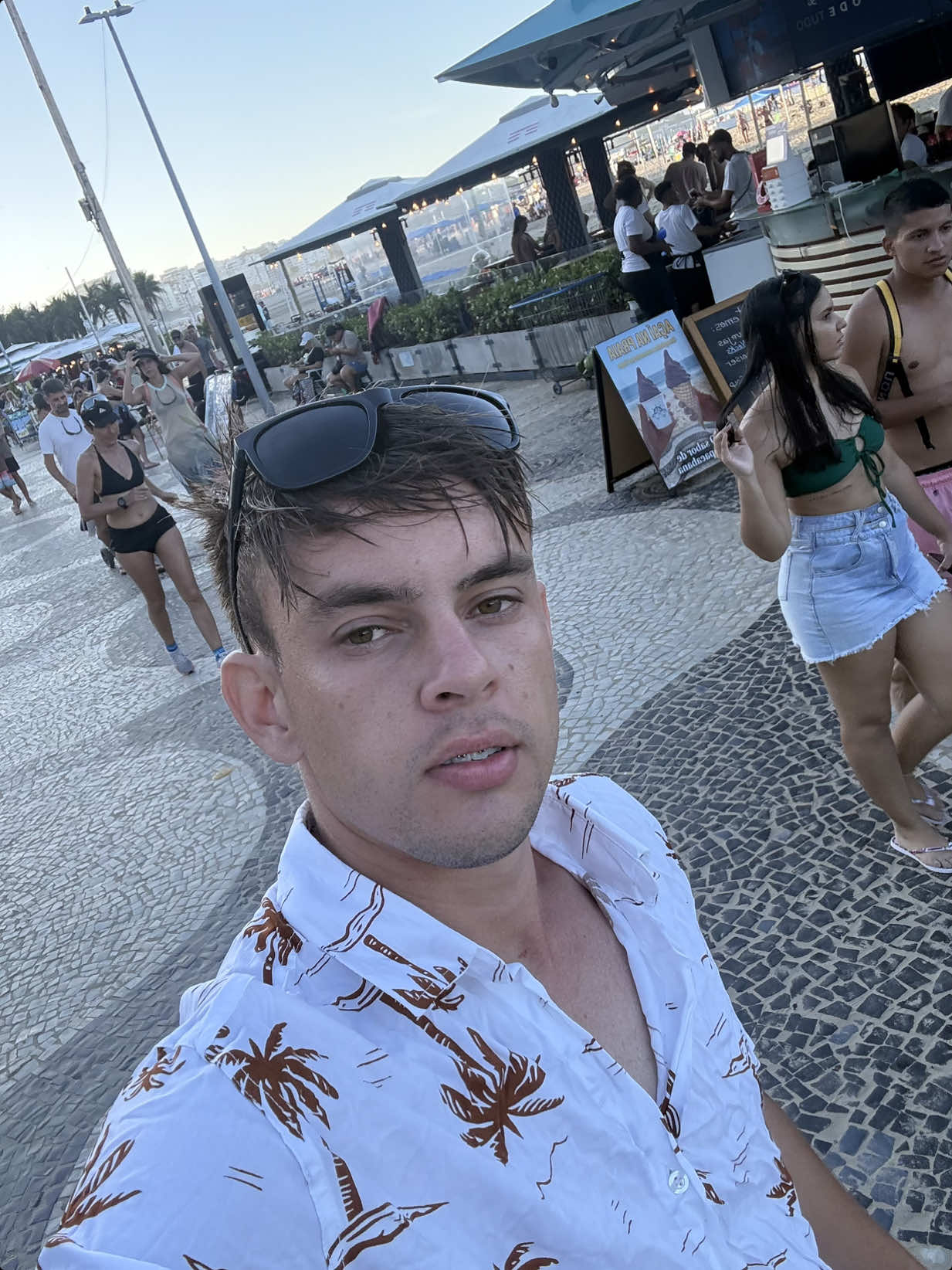 @Alexandre