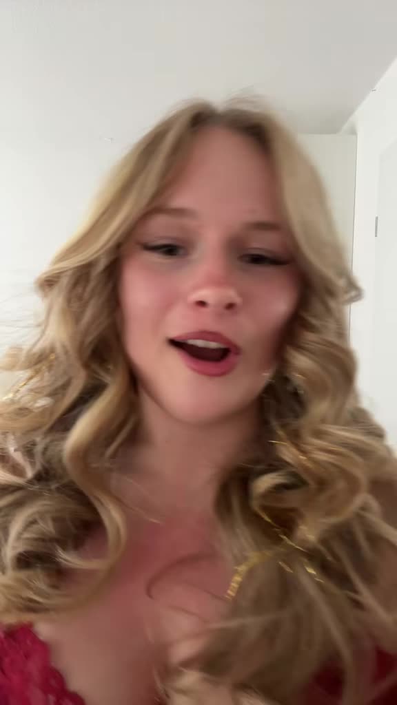 @nicole