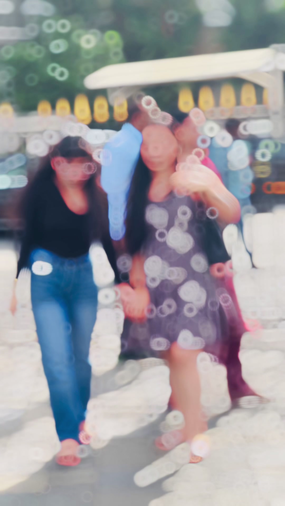 @Neha🦋