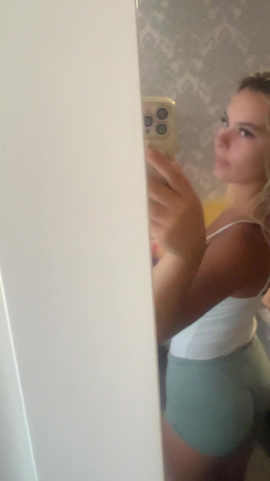@t1lly_x0