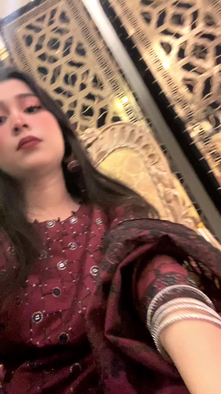 @seeratlive8