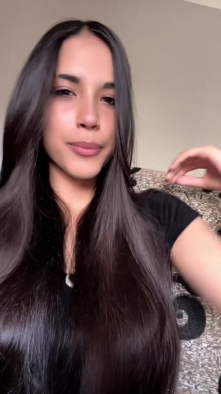 @NIKOLETTA15.