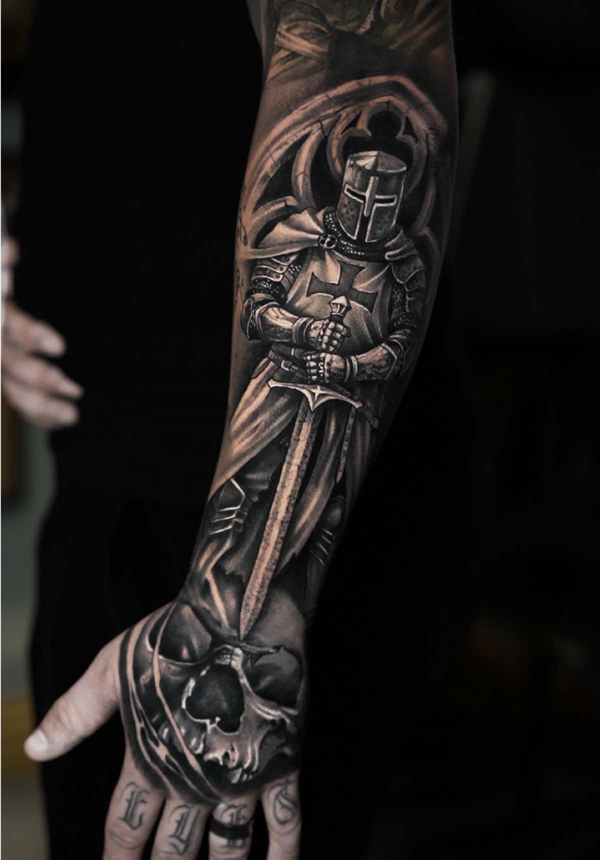 @Blackcloud Tattoo Artist