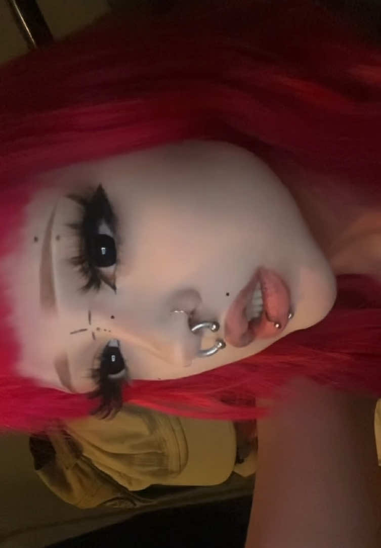 @Ruby 𖣂
