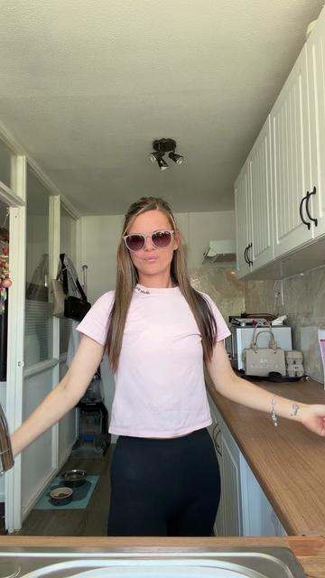@justmekayleigh