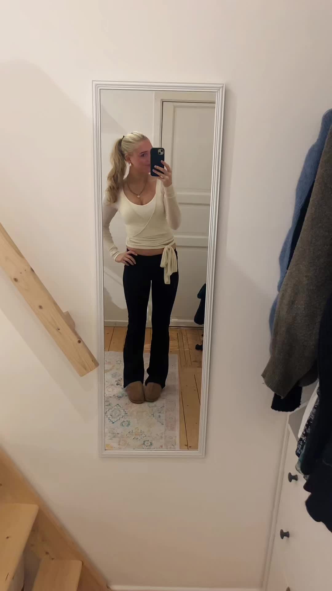 @EmelieHemeli