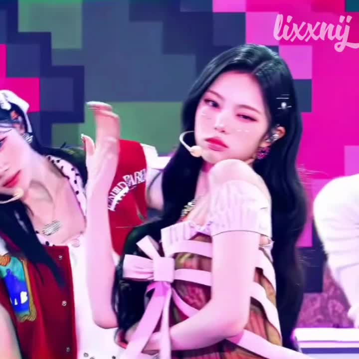 @ziah ୨୧