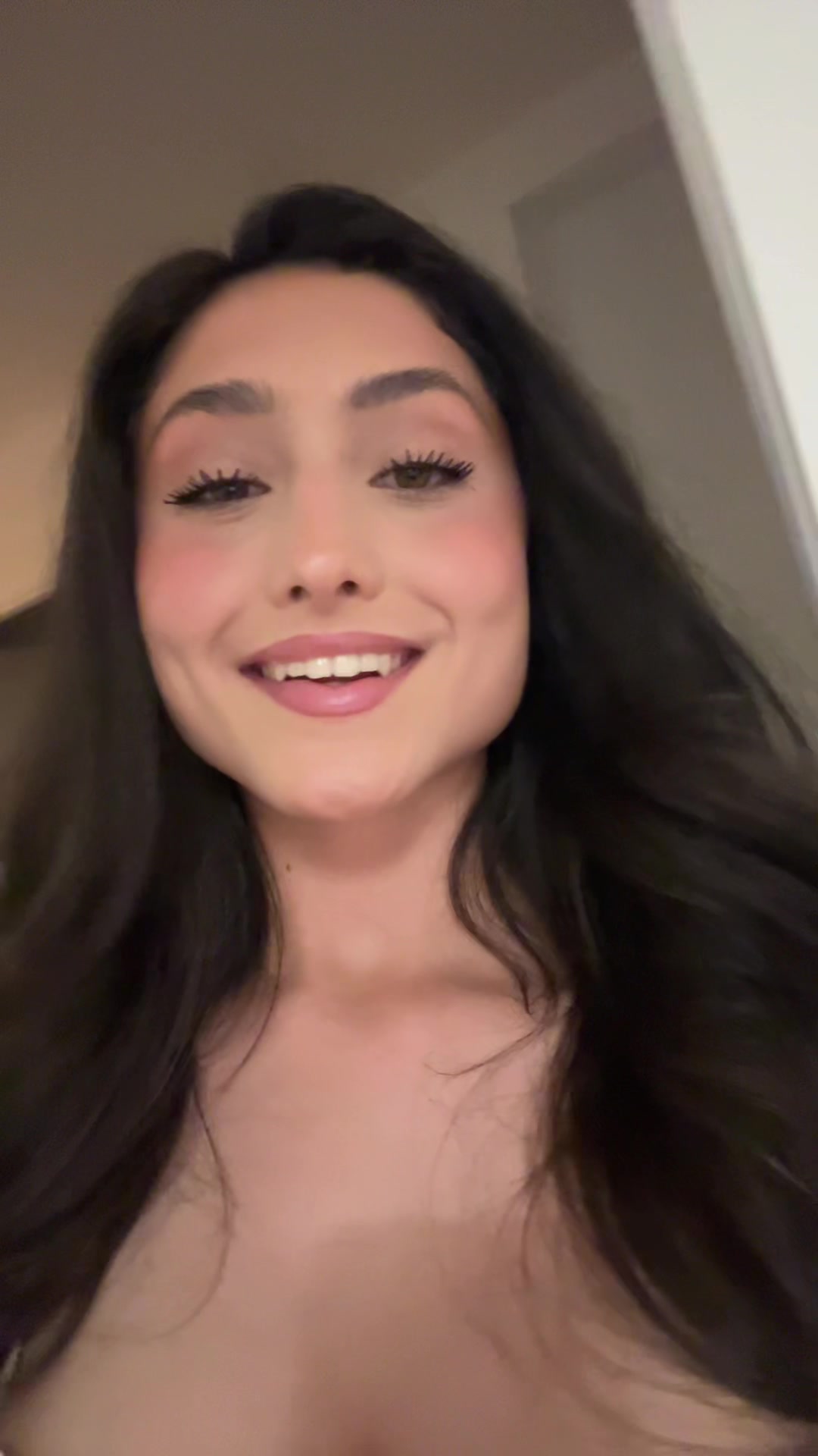 @maría.