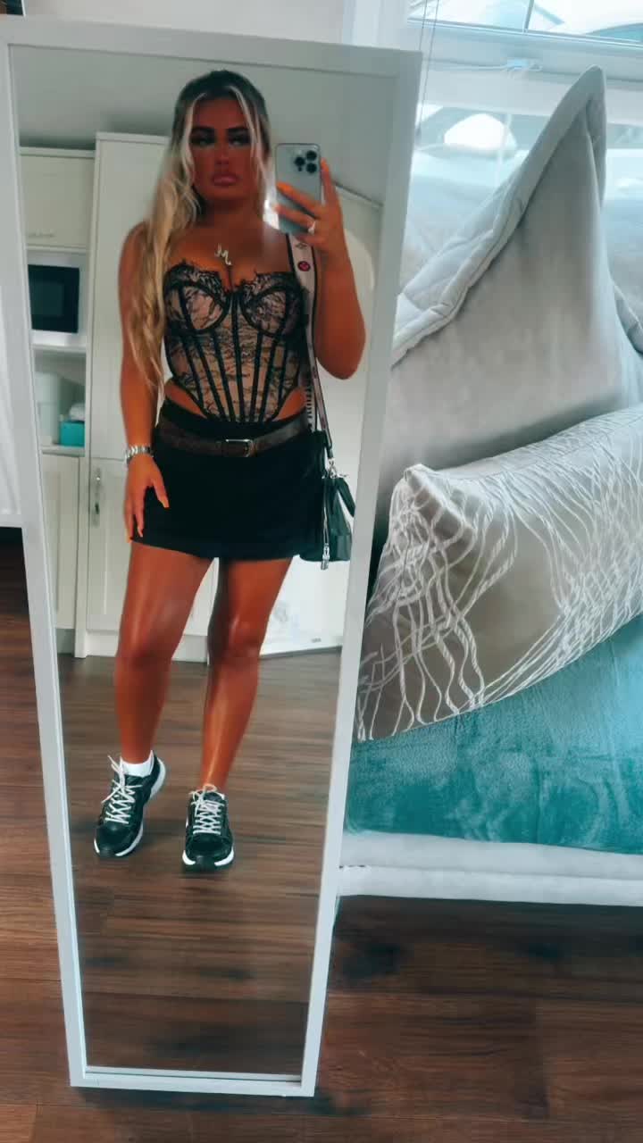 @Millie_