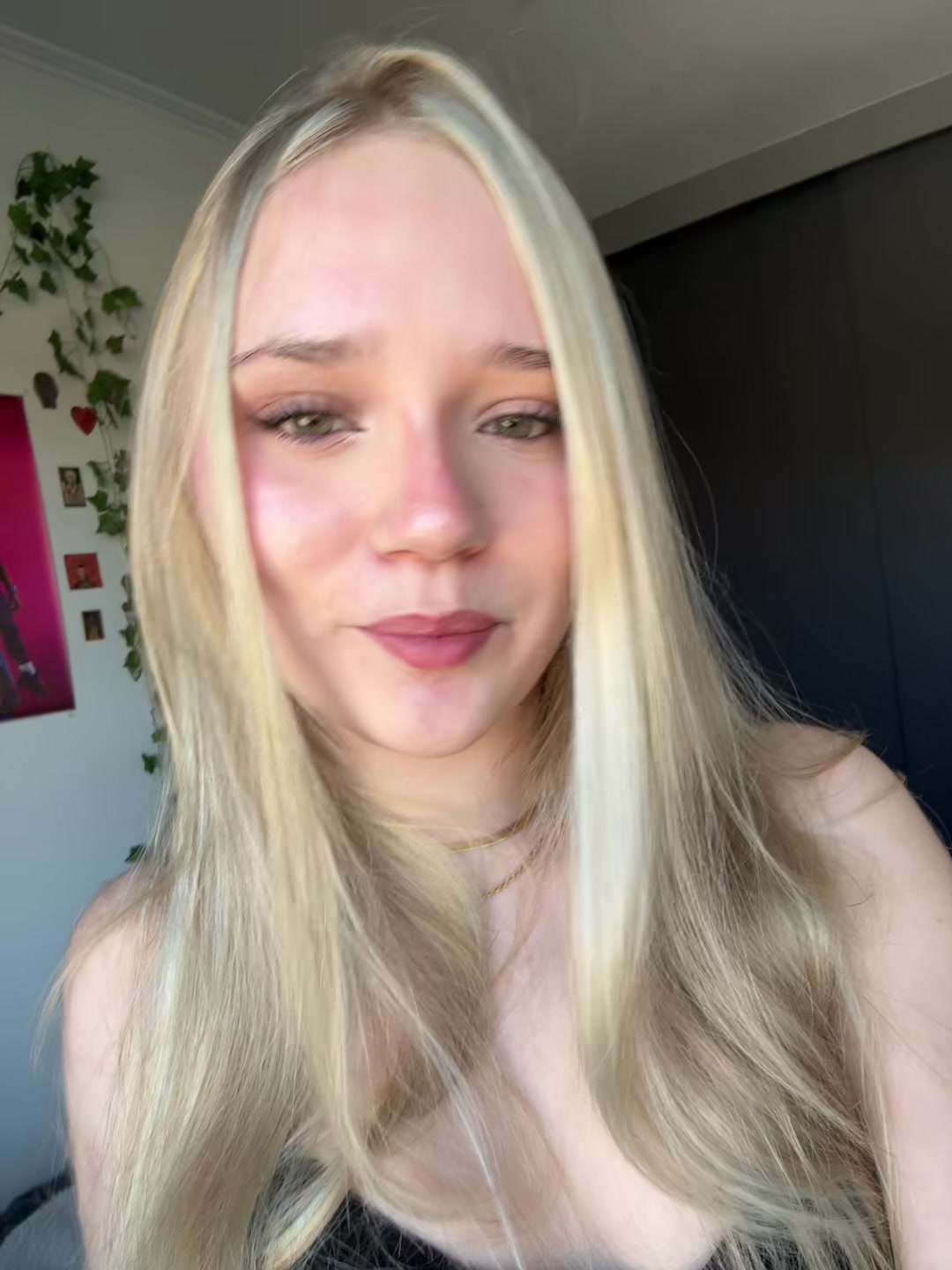 @𝒜𝑔𝓊𝓈𝓉𝒾𝓃𝒶 𝒫𝒶𝓏
