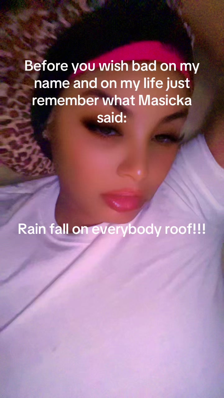 @Krissie_TV