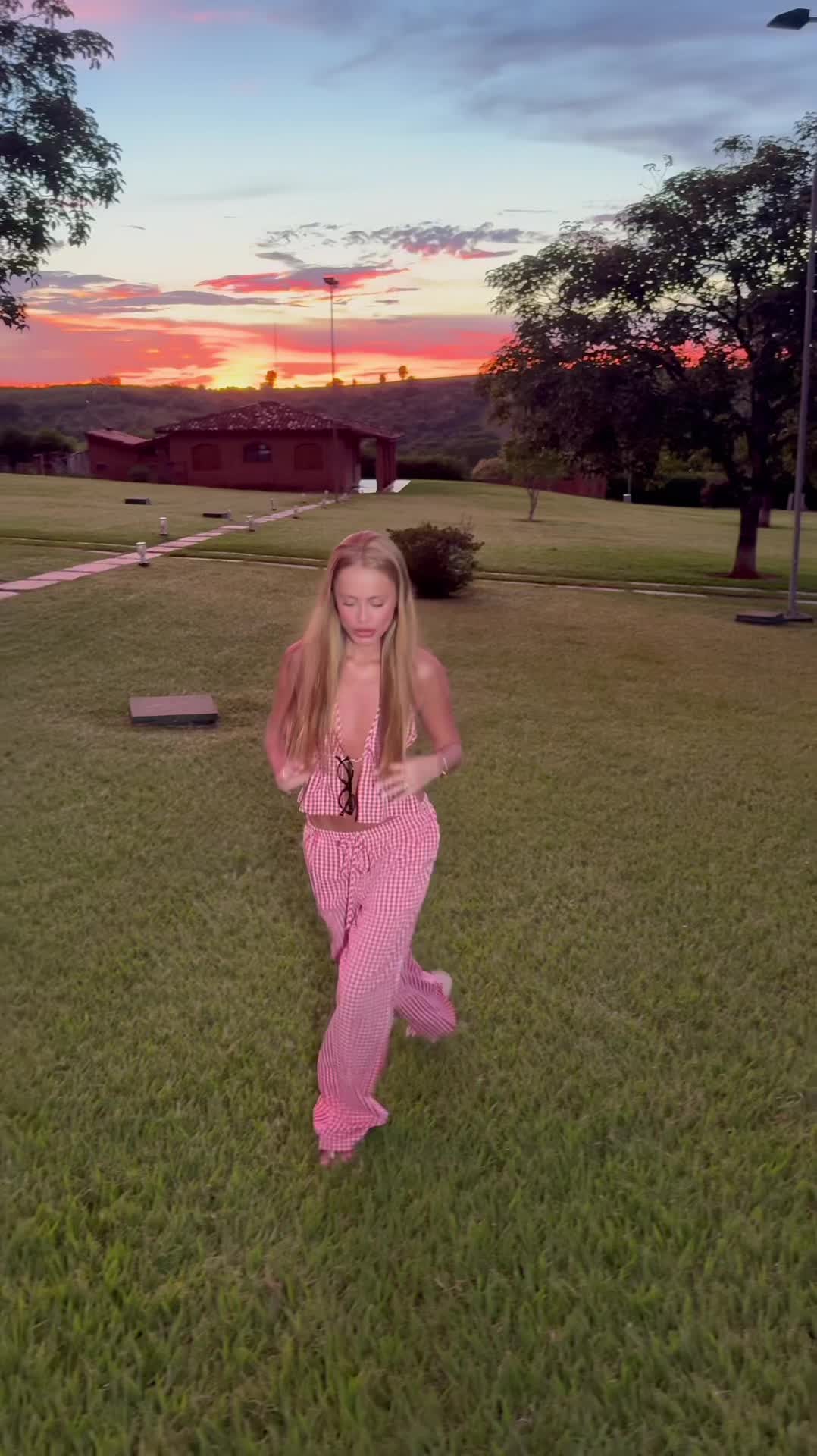 @Tainá Gaida