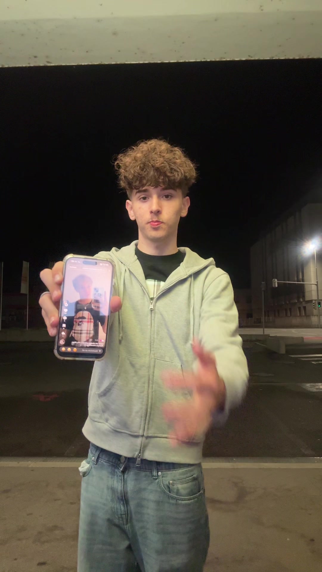 @𝐣𝐮𝐬𝐭𝐢𝐧𝐱𝐞𝐥𝐢𝐚𝐬