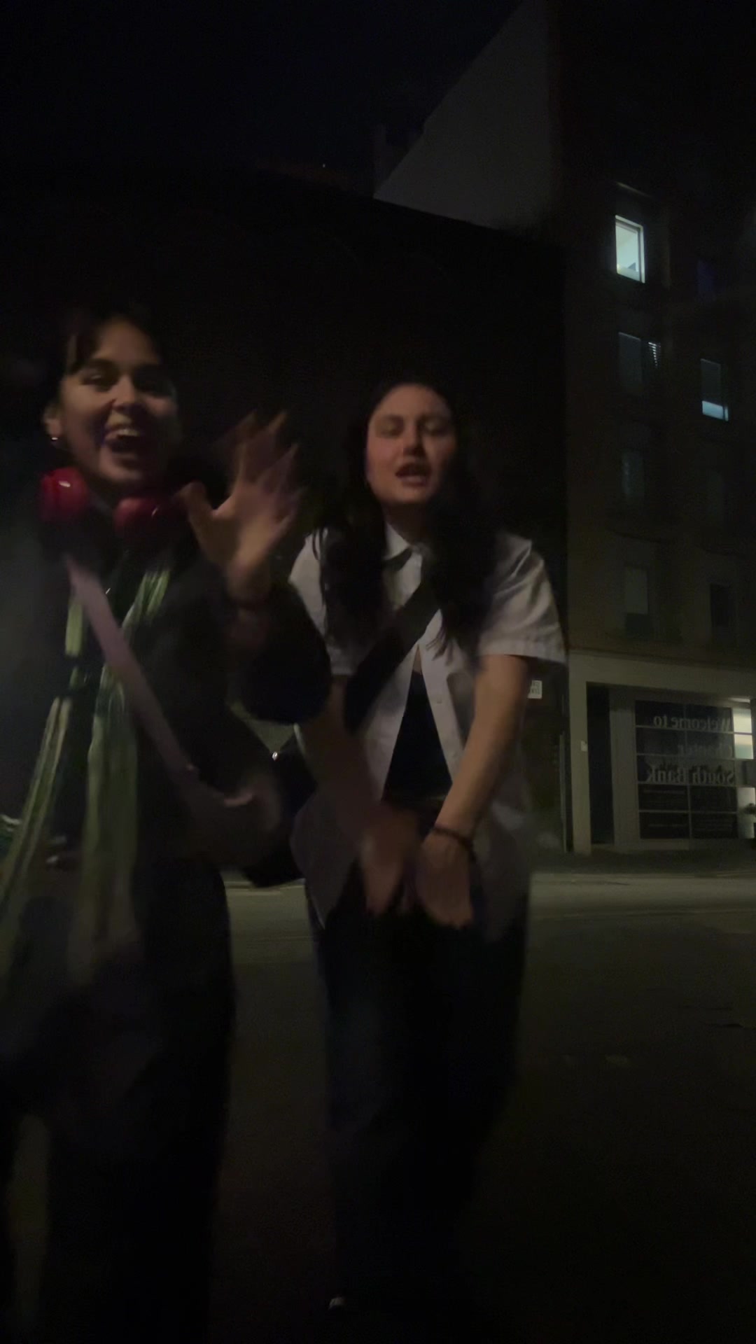 @bella luna