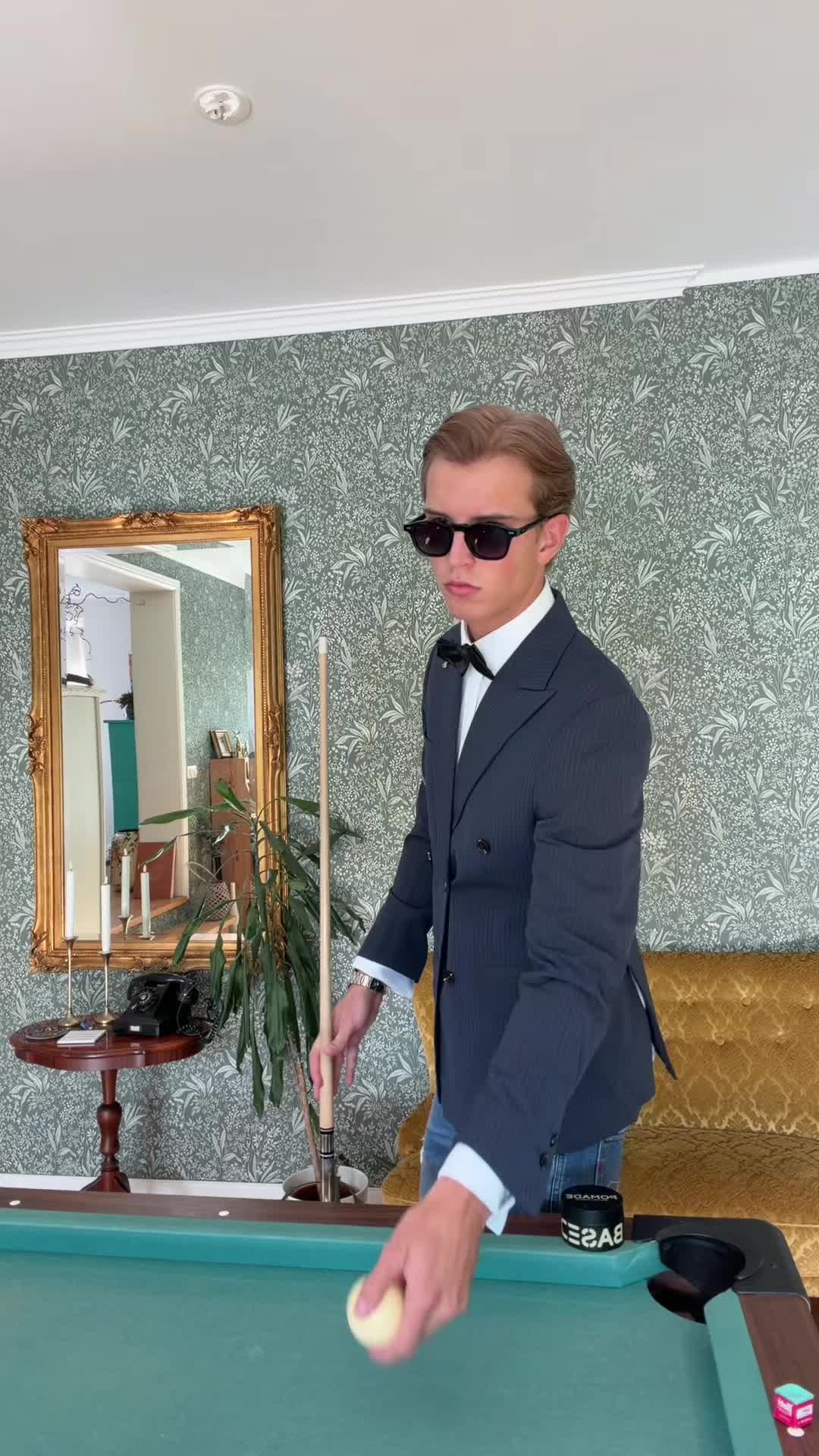 @Prince of Sweden