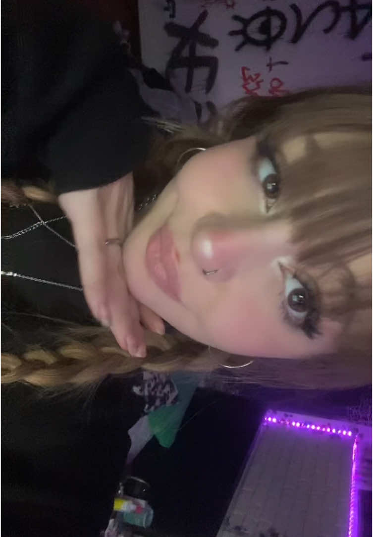 @des🕷️