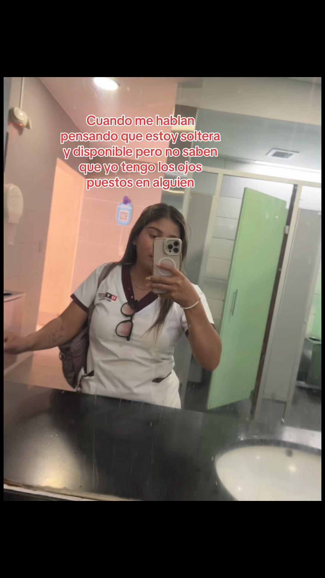 @🦋