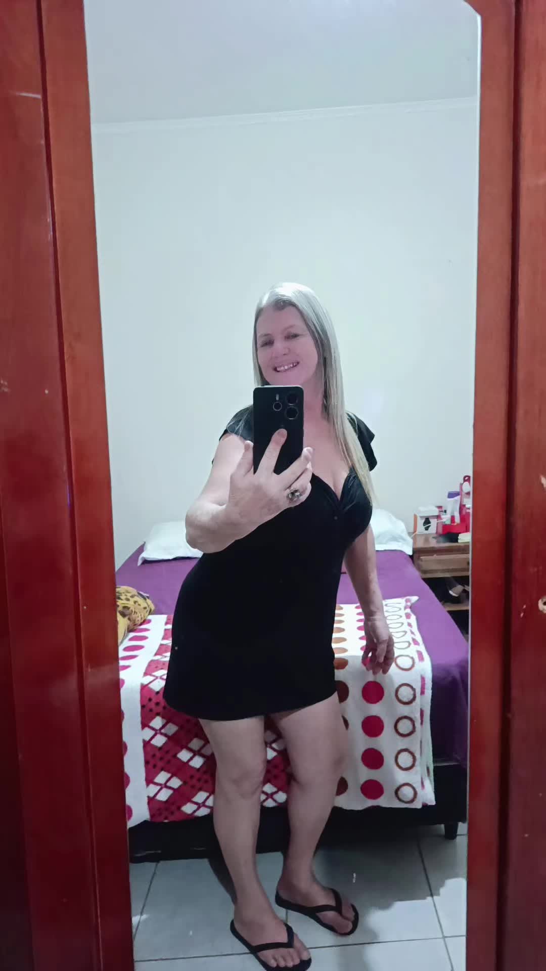@loira rom&acirc;ntica