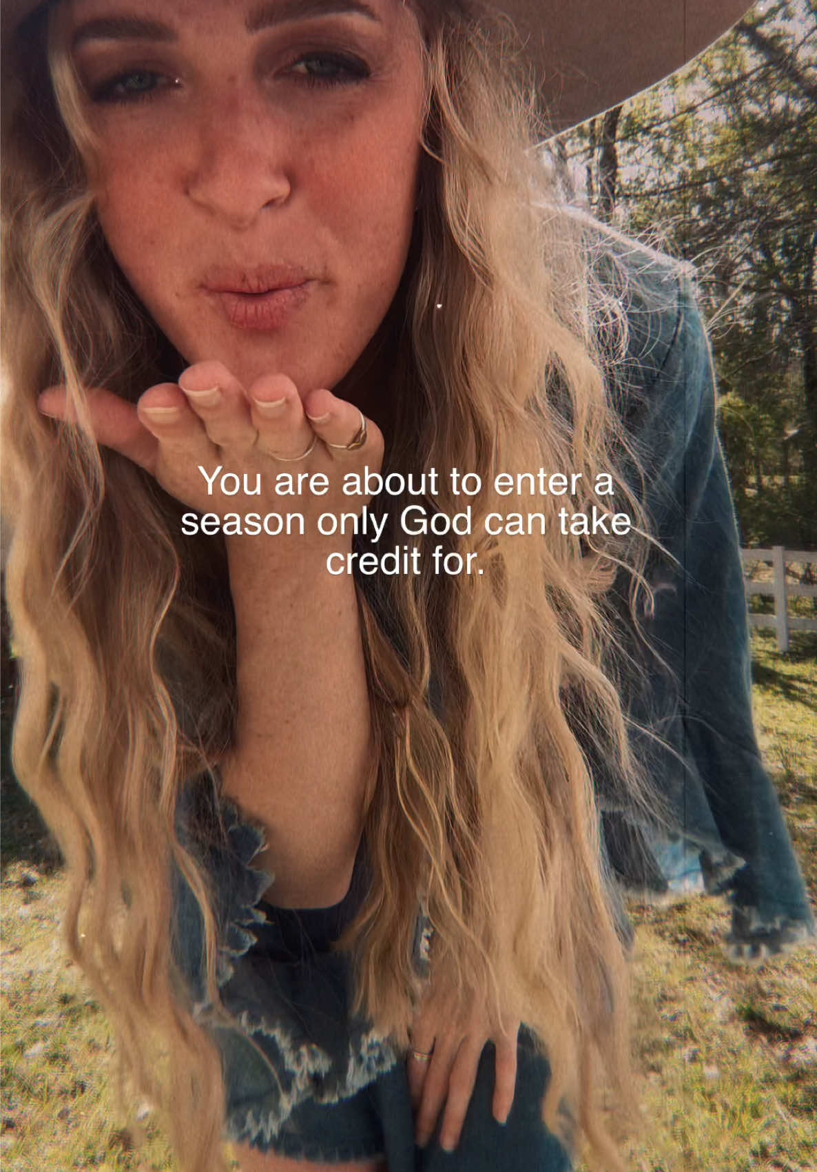 @Emelie