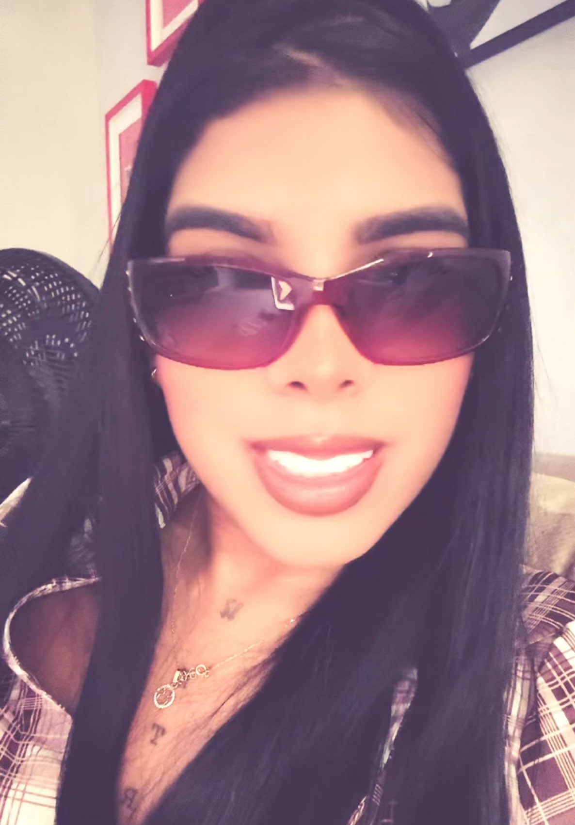 @Juliana Bravo 🎀