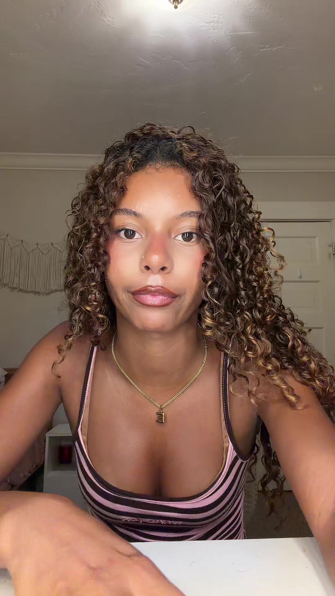 @elletheyapper