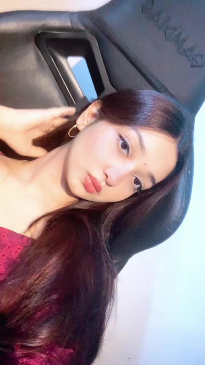 @jennyy