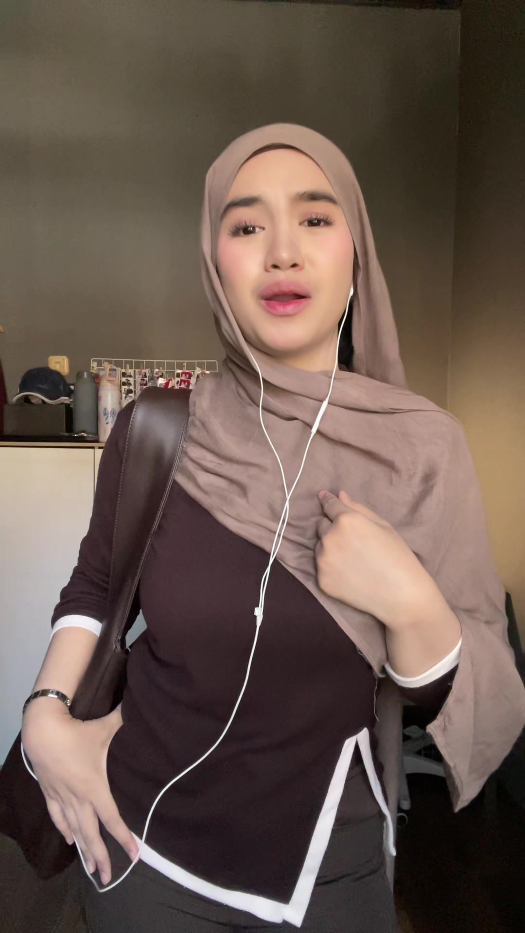 @Nayyut