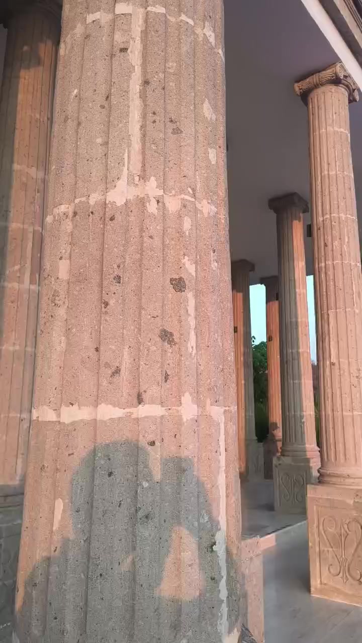 @&pound;L&iexcl;Hů