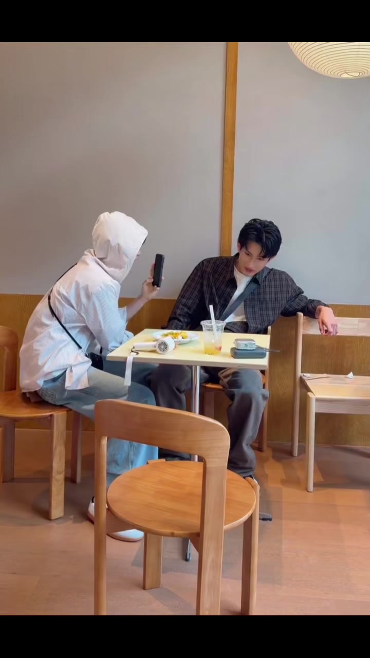 @𝓛𝔂𝓾𝓸𝓵𝓵𝓲𝓮_.