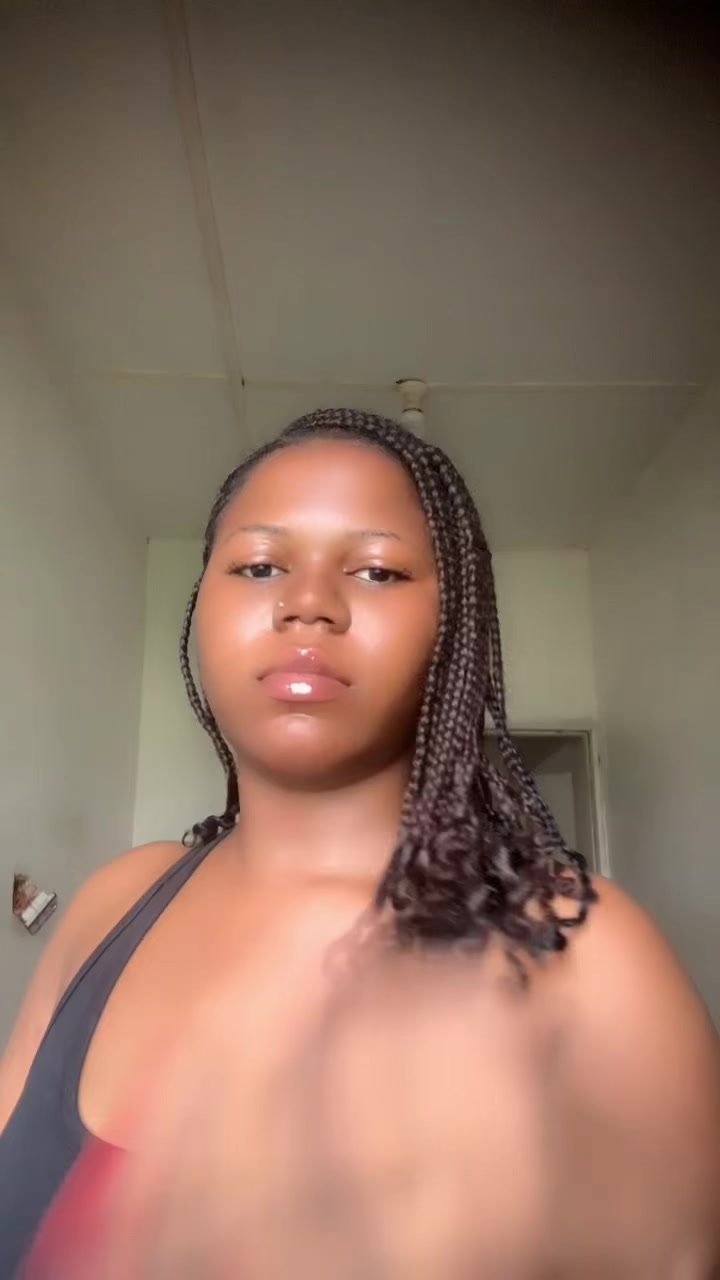 @EMMANUELLA🧚🧚🏼♂️