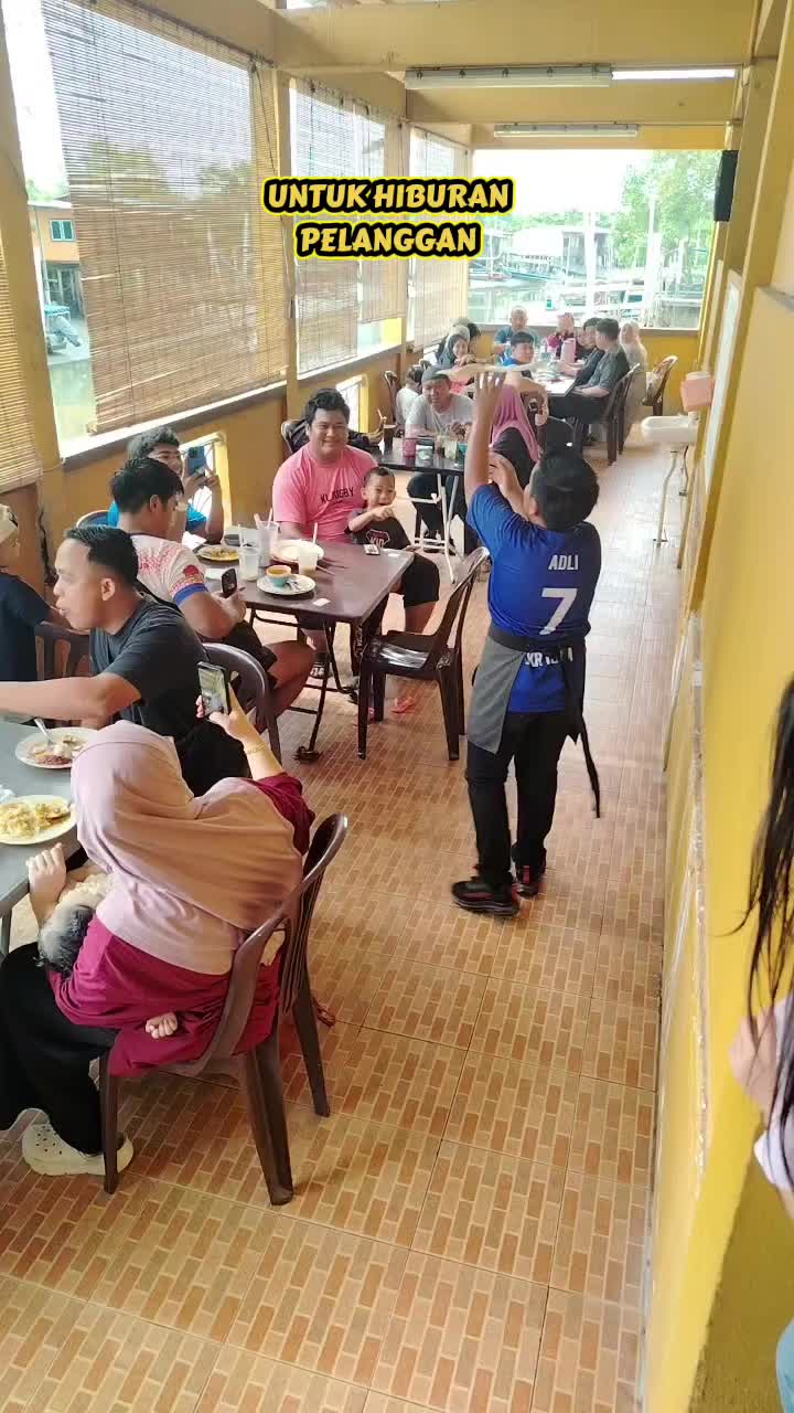 @Adik terbang